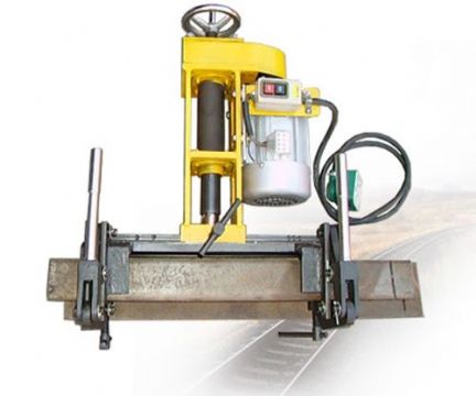 點擊查看詳細信息<br>標(biāo)題：三相電動鋼軌鉆孔機 閱讀次數(shù)：2407