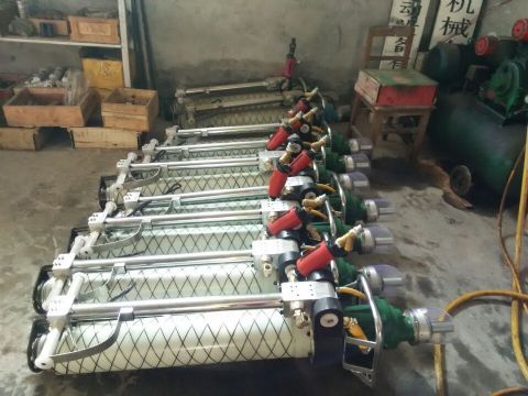 點擊查看詳細信息<br>標(biāo)題：MQT-120/2.8型氣動錨桿鉆機15898635797 0537-3202711 閱讀次數(shù)：50939