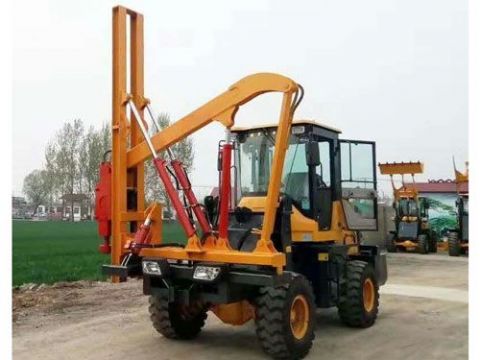 點擊查看詳細信息<br>標題：打樁機 閱讀次數(shù)：2985