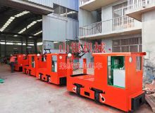 點(diǎn)擊查看詳細(xì)信息<br>標(biāo)題：架線式電機(jī)車 閱讀次數(shù)：1938